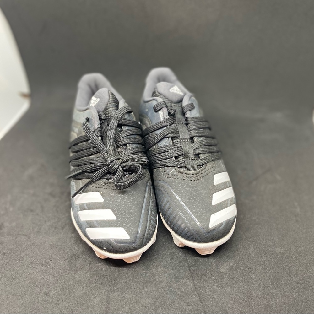 🎉price drop 🎉 Boys Adidas Cleats